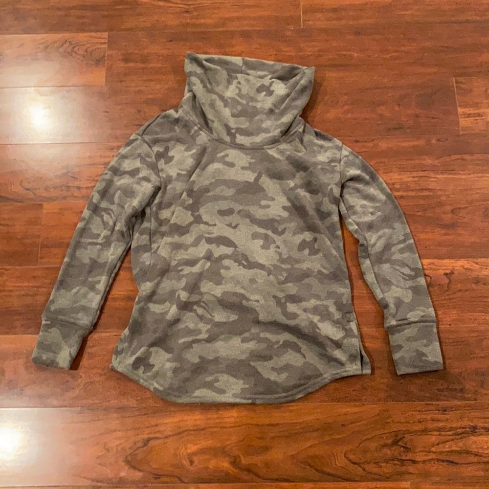 Women’s sweater!